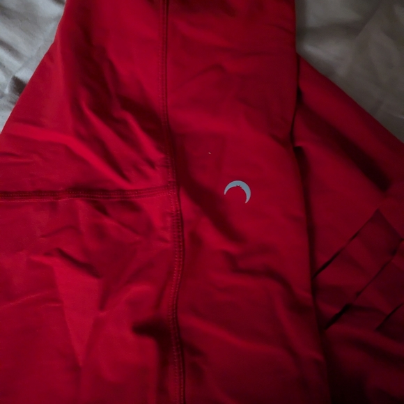 Red Zyia leggings worn once - Picture 2 of 4